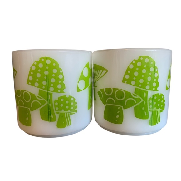 Vintage Federal Glass Green Mushroom Mugs - Picture 1 of 3